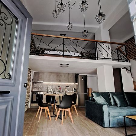 Artemis Apartments Kavála ภายนอก รูปภาพ